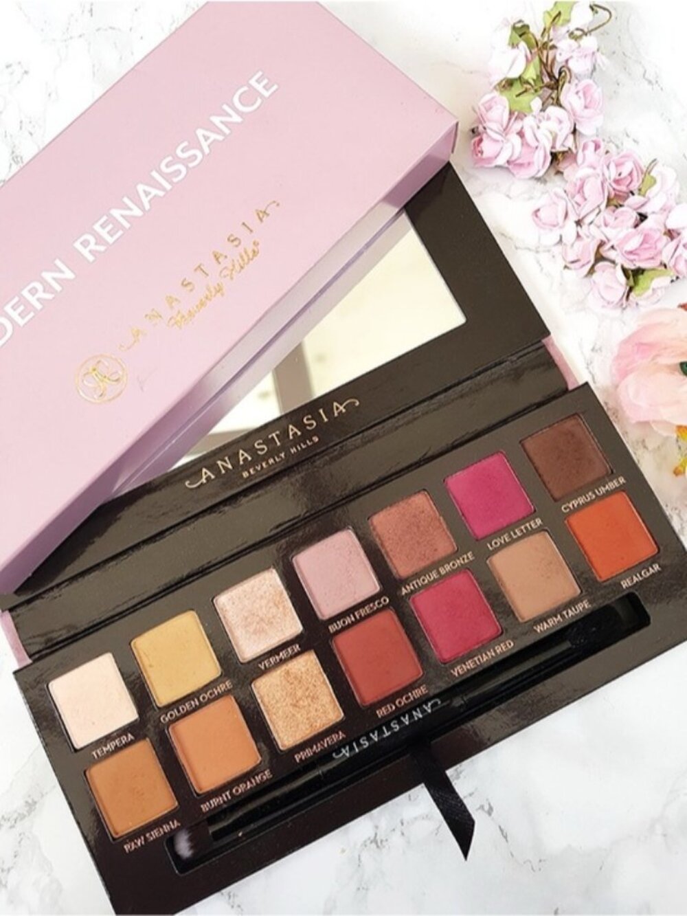 Anastasia Beverly Hills Modern Renaissance cream Red Brown Eyeshadow Palette